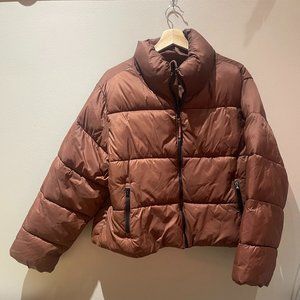 Old Navy Cropped Puffer Jacket